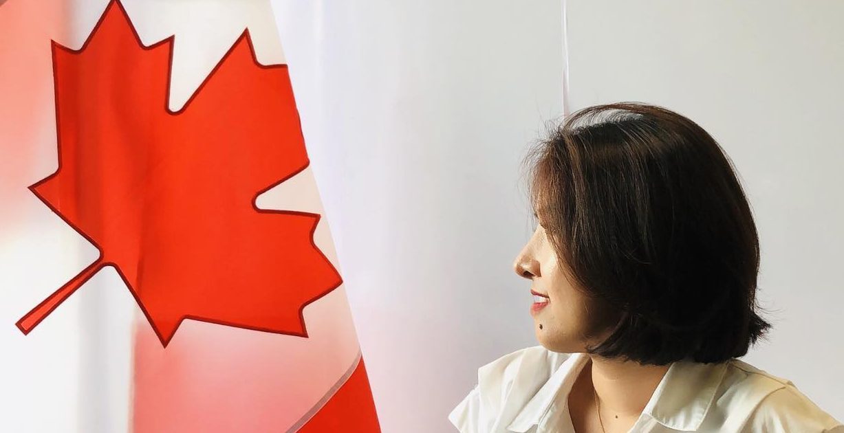 Mình Làm Giấy Độc Thân cho chồng Canada tại Việt Nam